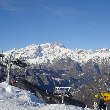 Rifugio Camparient בקתה *