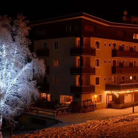 Rifugio Camparient * سكوبيلو
