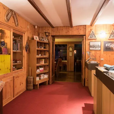 בקתה Rifugio Camparient סקופלו